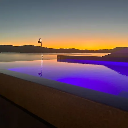 Double Pleasure - Two With Sea Views And Pool - 5 & 8