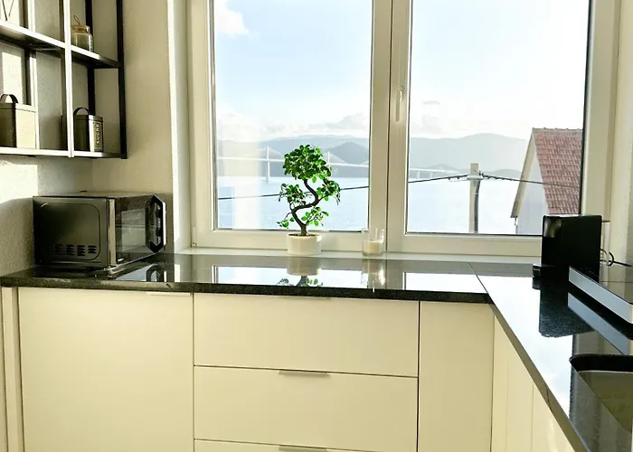 Double Pleasure - Two With Sea Views And Pool - 5 & 8 *