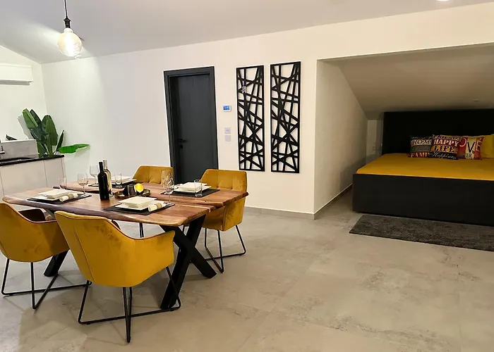 Double Pleasure - Two With Sea Views And Pool - 5 & 8 Apartamento